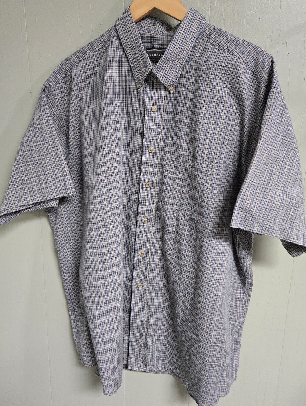 David Taylor Men’s Blue Plaid Short-Sleeve Button-Down Shirt